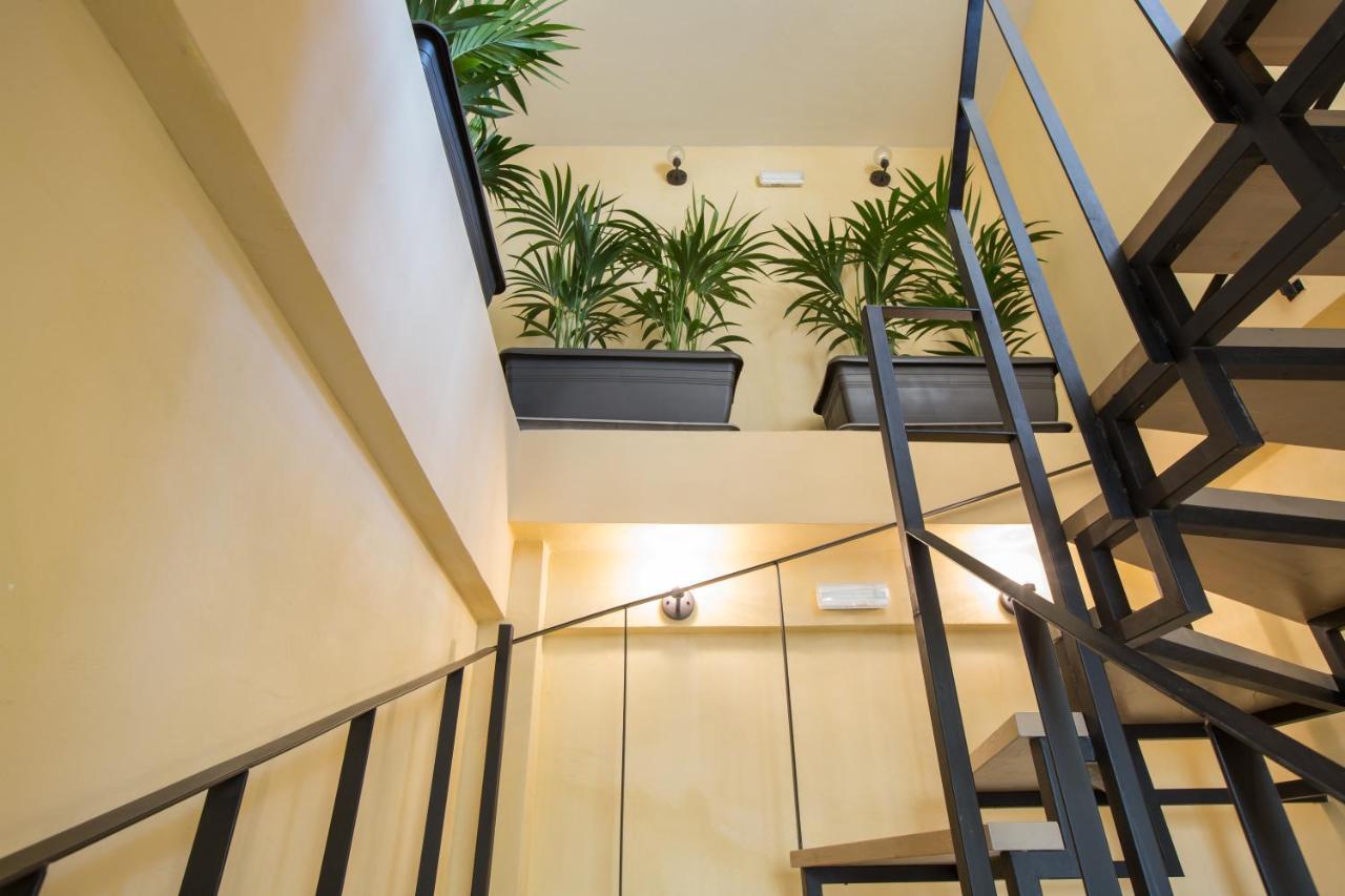 C Suites Resmo Dış mekan fotoğraf