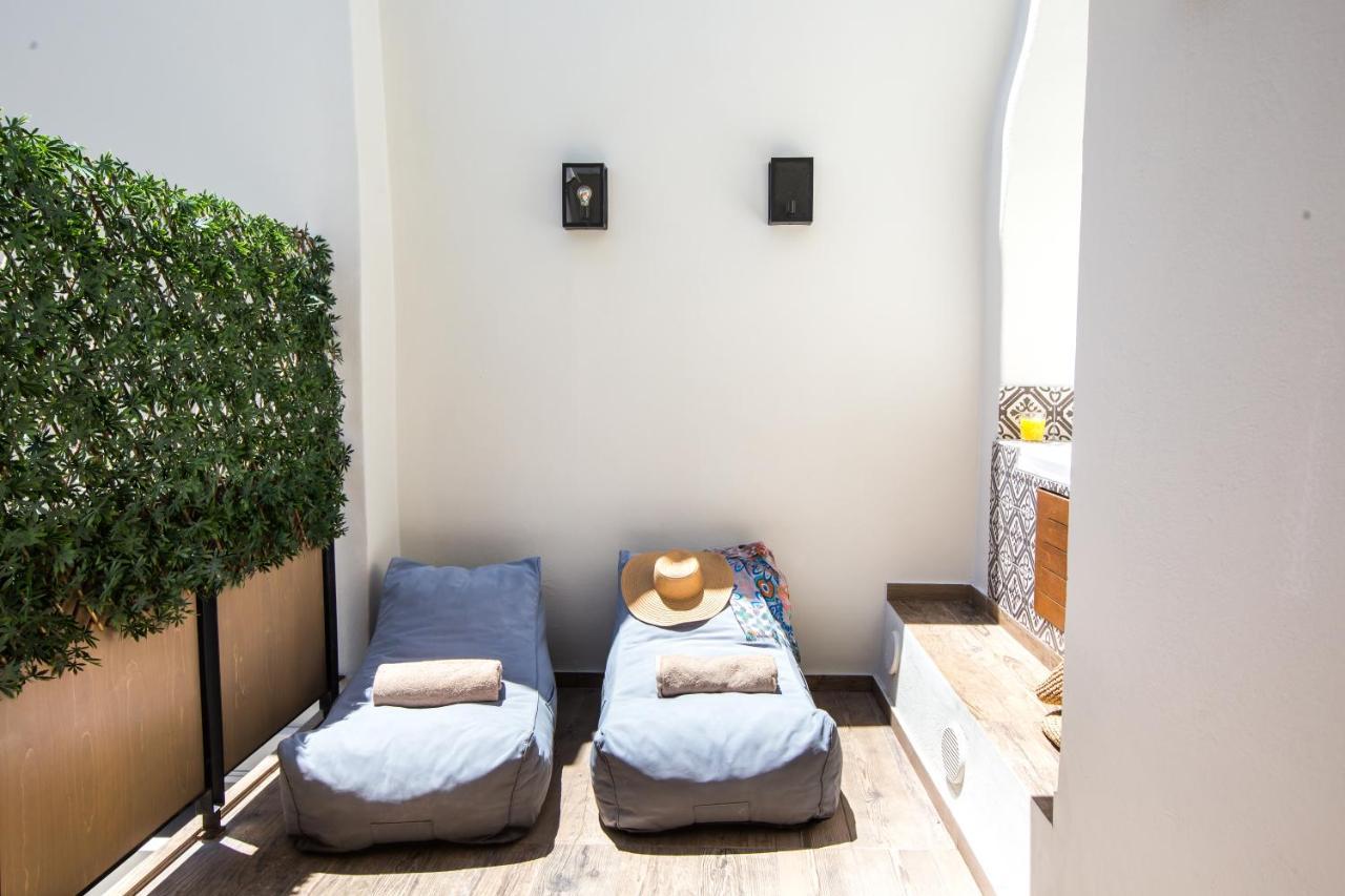 C Suites Resmo Dış mekan fotoğraf