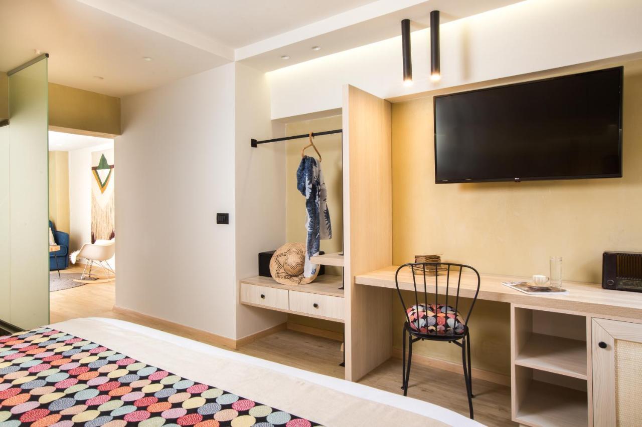 C Suites Resmo Dış mekan fotoğraf