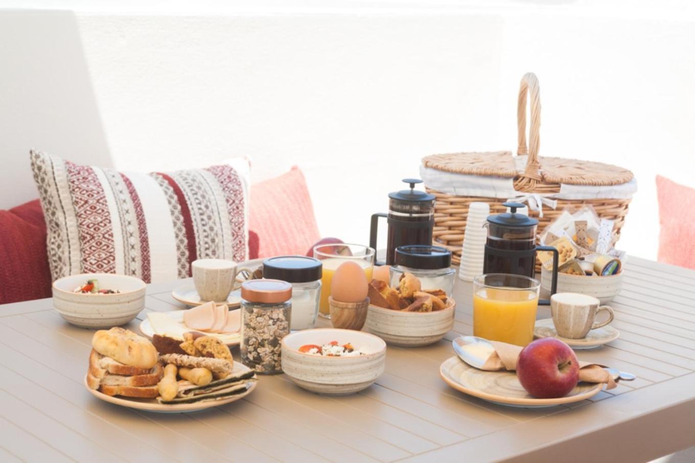 C Suites Resmo Dış mekan fotoğraf